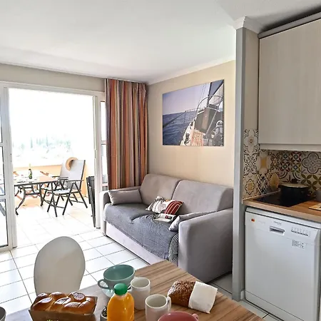 L'esquinade - F3 113 By Interhome