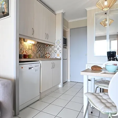 L'esquinade - F3 113 By Interhome * Saint-Raphaël