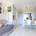 Daire L'esquinade - F3 113 By Interhome *