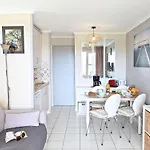 L'esquinade - F3 113 By Interhome Lejlighed *
