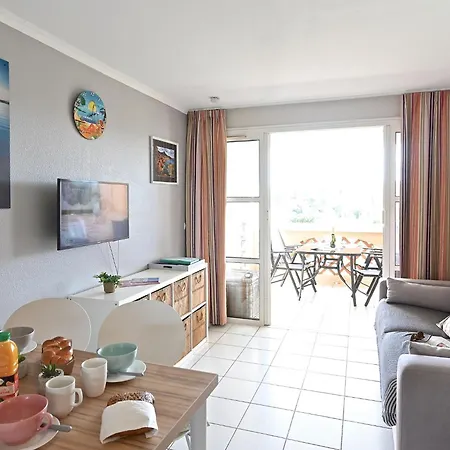 Daire L'esquinade - F3 113 By Interhome Saint-Raphaël