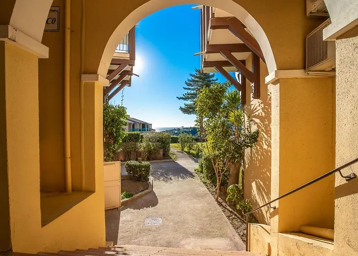 L'esquinade - F3 113 By Interhome * Saint-Raphaël