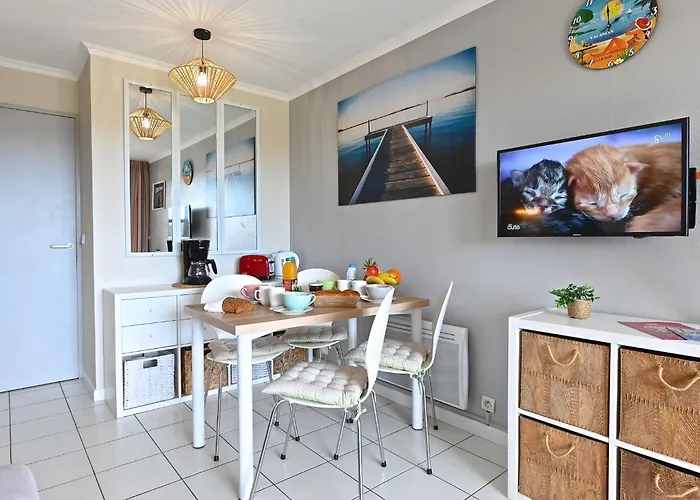 Apartment L'esquinade - F3 113 By Interhome *