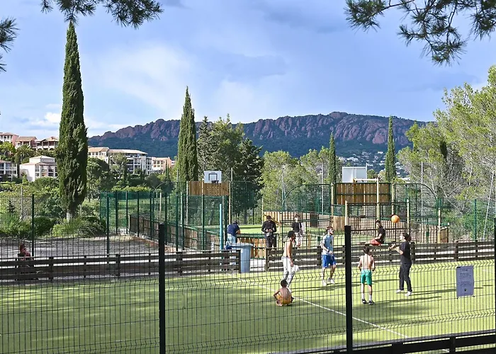L'esquinade - F3 113 By Interhome * Saint-Raphaël